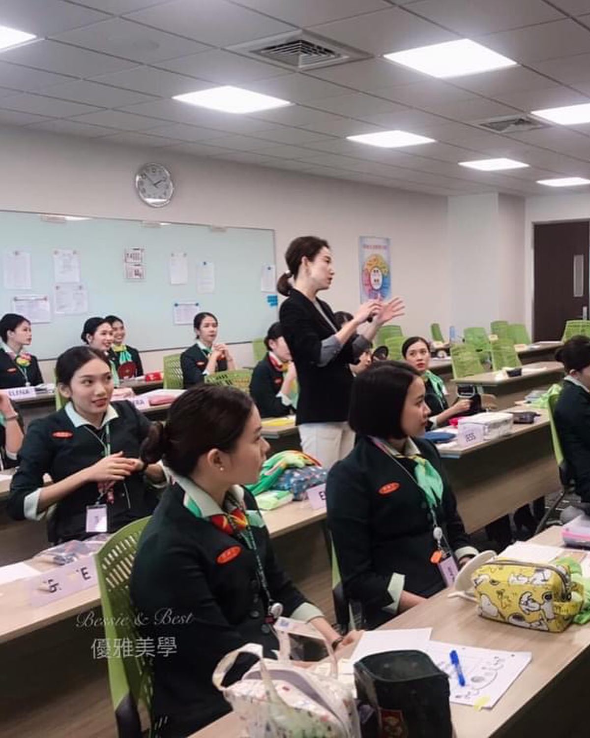 空服員企業專業形象管理課程照片 7